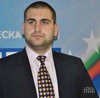 Андрей Новаков поема оценката на програма „Еразъм+“ през 2016 г.