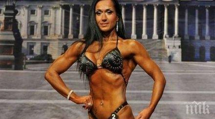 сензационно сексапилна родна културистка поти американската армия войниците припадат нея пикантни снимки