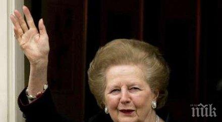 известното кожено куфарче тачър беше продадено търг 242 500 лири