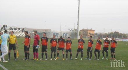 верея лагер турция разкара трима футболисти