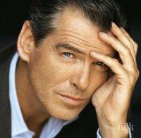 Синът на Пиърс Броснън участва в рекламна кампания на 