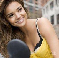 Голата Миранда Кер беше забранена в супермаркет в Австралия