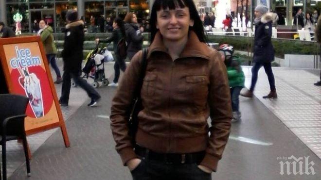 Направете добро! Купете рисувана коледна картичка на болна художничка!