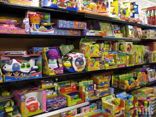 Безобразие! Хасковските магазини надуха предколедно цените на играчките