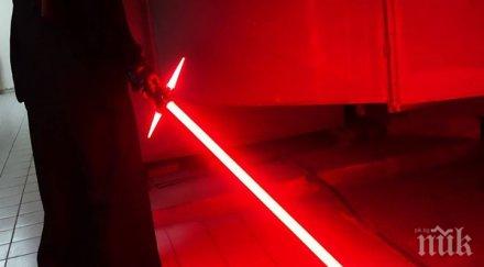 масов бой светлинни мечове лос анджелис