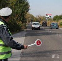 Джигит не спря на стоп-палка - заби се в дърво, докато бяга