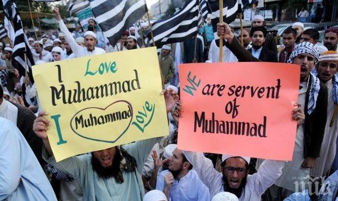 Мюсюлманите отбелязват рождения ден на пророка Мохамед