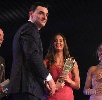 Илиана Раева за Владо Николов: Големите са големи, защото знаят КОГА! (снимки)