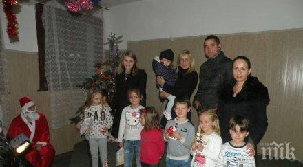 евродепутатът герб андрей новаков подари коледно тържество малчуганите граница