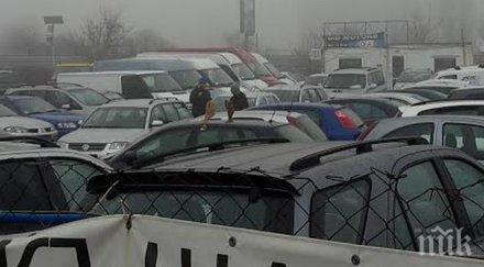 пик чудо невиждано горубляне българите зарязаха моловете втурнаха купуват коли навръх коледа