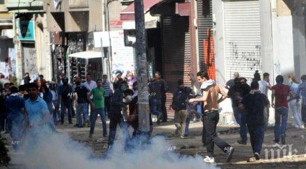 сблъсъци полицията въоръжени крайнолеви активисти избухнали истанбул