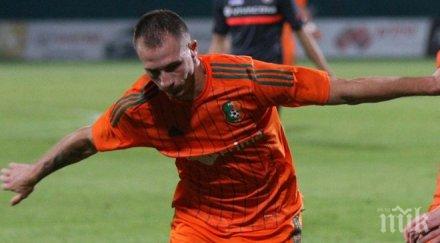 ботев пловдив подсилва защитник литекс