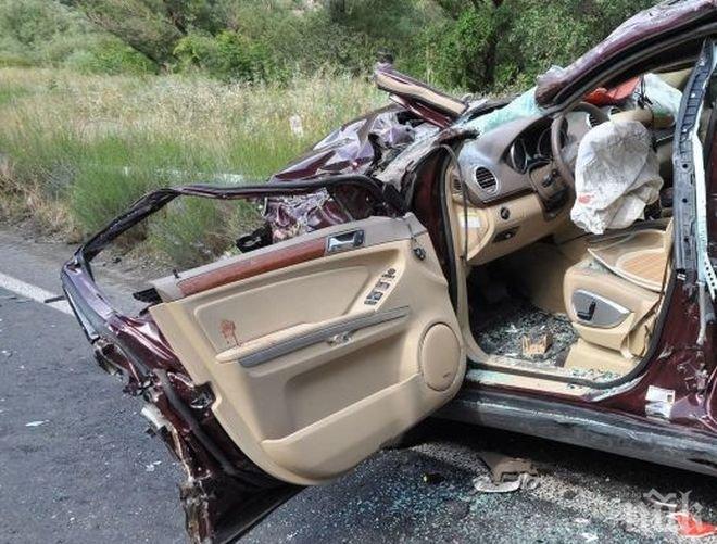 Ужас на пътя! Започнаха мелета по празниците! Млад мъж загина край Варна! 