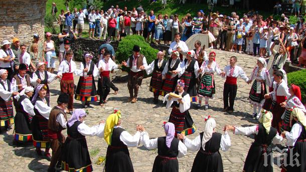 Етнограф: Важно е да пазим паметта на традициите
