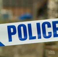 Чикагски полицаи, застреляли жена погрешка, остават на служба