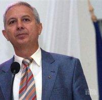 Проф. Герджиков: И най-съвършената Конституция не може да помогне на хората, нямащи желание да се съобразяват с нея
