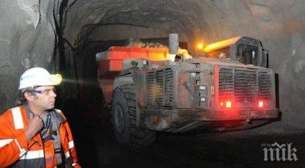 самоуби собственикът китайската мина срути затрупа работници