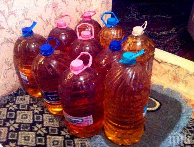 Нелегален алкохол и цигари откриха митничари в ловешкото село Горско Сливово