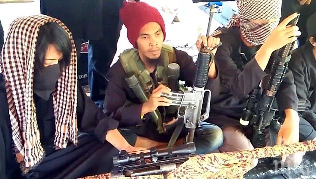 Джихадисти налагат полова сегрегация в йеменски университет 