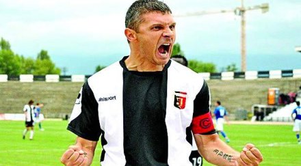 електричката претърпял успешна операция коляното