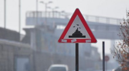 шегаджии измислиха нов пътен знак варна