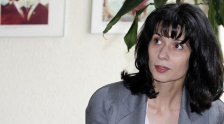 кабинетът натисна бтк скъса договор жената станишев