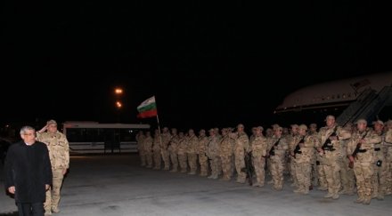 217 военни завърнаха афганистан