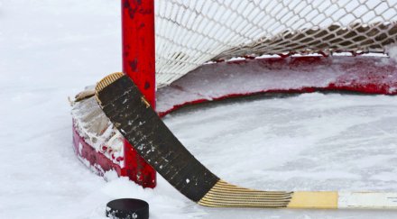 хокеен вратар почина време мач