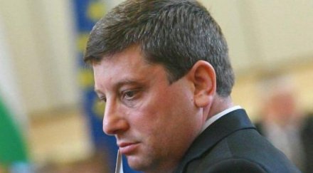 червенкондев почти призна оглави дкевр