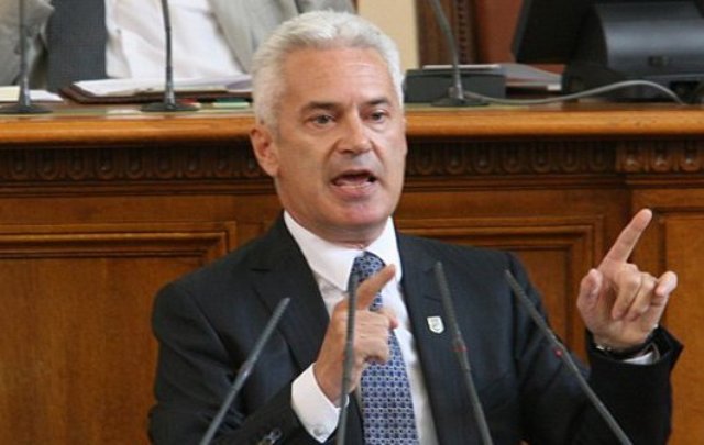 Смях! Сидеров иска национализация на мобилните оператори
