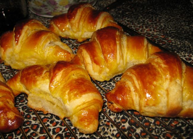 Спипаха скиминг устройства, скрити в кроасани