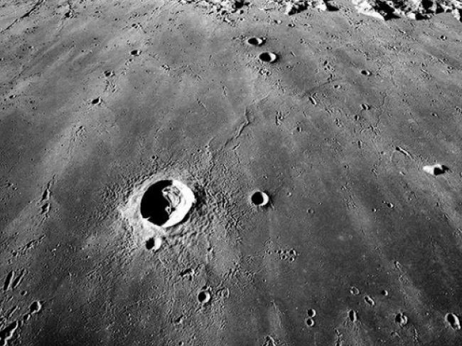 Русия се готви за пилотиран полет до Луната