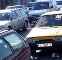 Влиза в сила служебното дерегистриране на коли без 