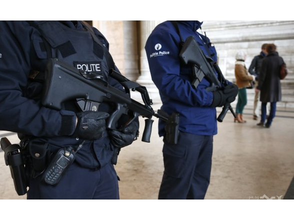 Потрес! Групов секс в полицейски участък смути институциите