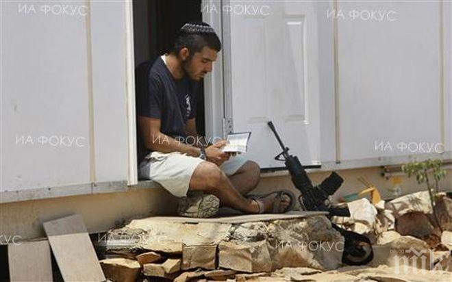 Мъж застреля двама израелци на терасата на кафене в Тел Авив