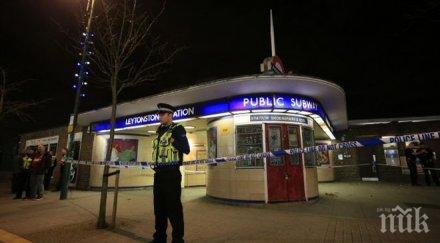 гамени бутнаха кола ескалатор спряха метрото брюксел видео