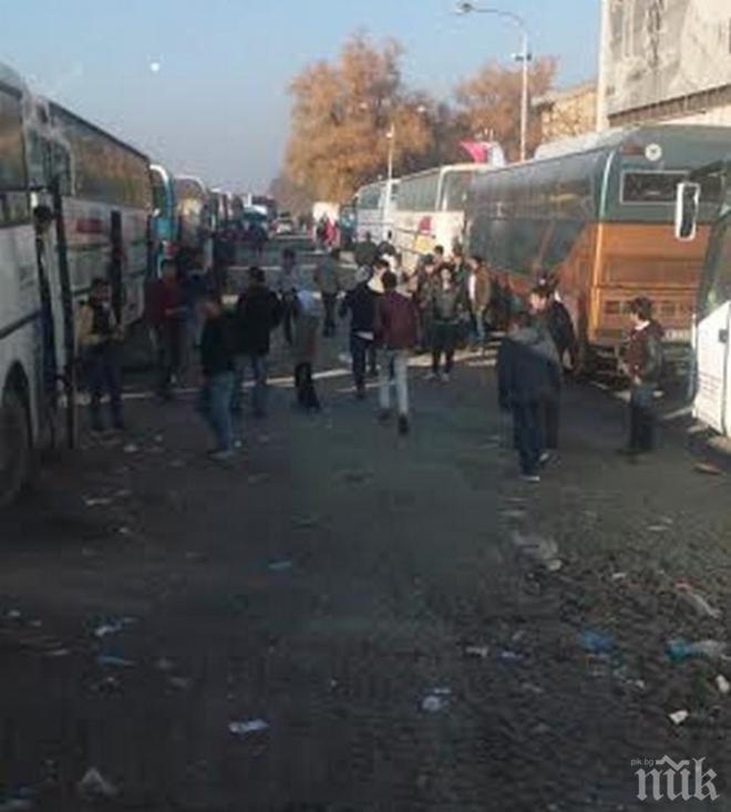 Баварският премиер иска най-много 200 000 нови бежанци в Германия тази година