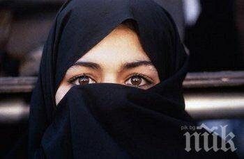 Гамбия задължи жените в администрацията да носят забрадки