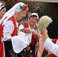 Бабинден е общински празник за Ново село
