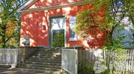 галерия академия представя изложбата позиции съвременни художници българия