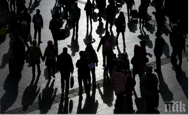 Всеки трети в Германия вече избягва тълпите
