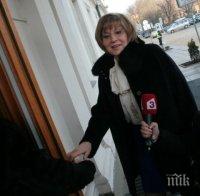 ПЪРВО в ПИК! Любовницата на Местан пристигна задъхана в парламента, изменникът влезе през задния вход! (обновена)