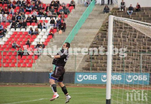 Вратар на Ботев (Враца) пое към Гърция