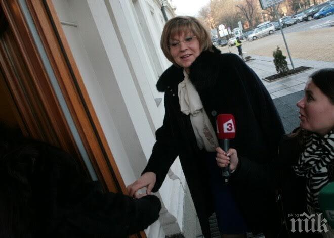ПЪРВО в ПИК! Любовницата на Местан пристигна задъхана в парламента, изменникът влезе през задния вход! (обновена)