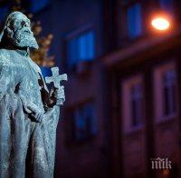 СЕНЗАЦИЯ В ПИК! Българският Индиана Джоунс открива гроба на патриарх Евтимий!