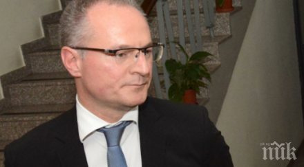 лозан панов мълчанието превръща хората страхливци