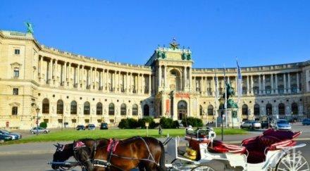 бар австрия забрани достъпа бежанци заради тормоз клиентките