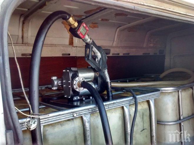 Закопчаха двама перничани, крали гориво