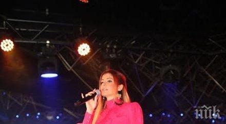 феноменалната анелия разби сърцата стотици клуб