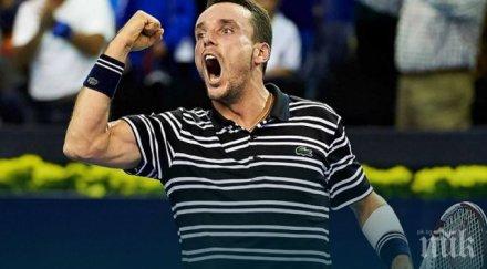 баутиста агут грабна титлата оуклънд